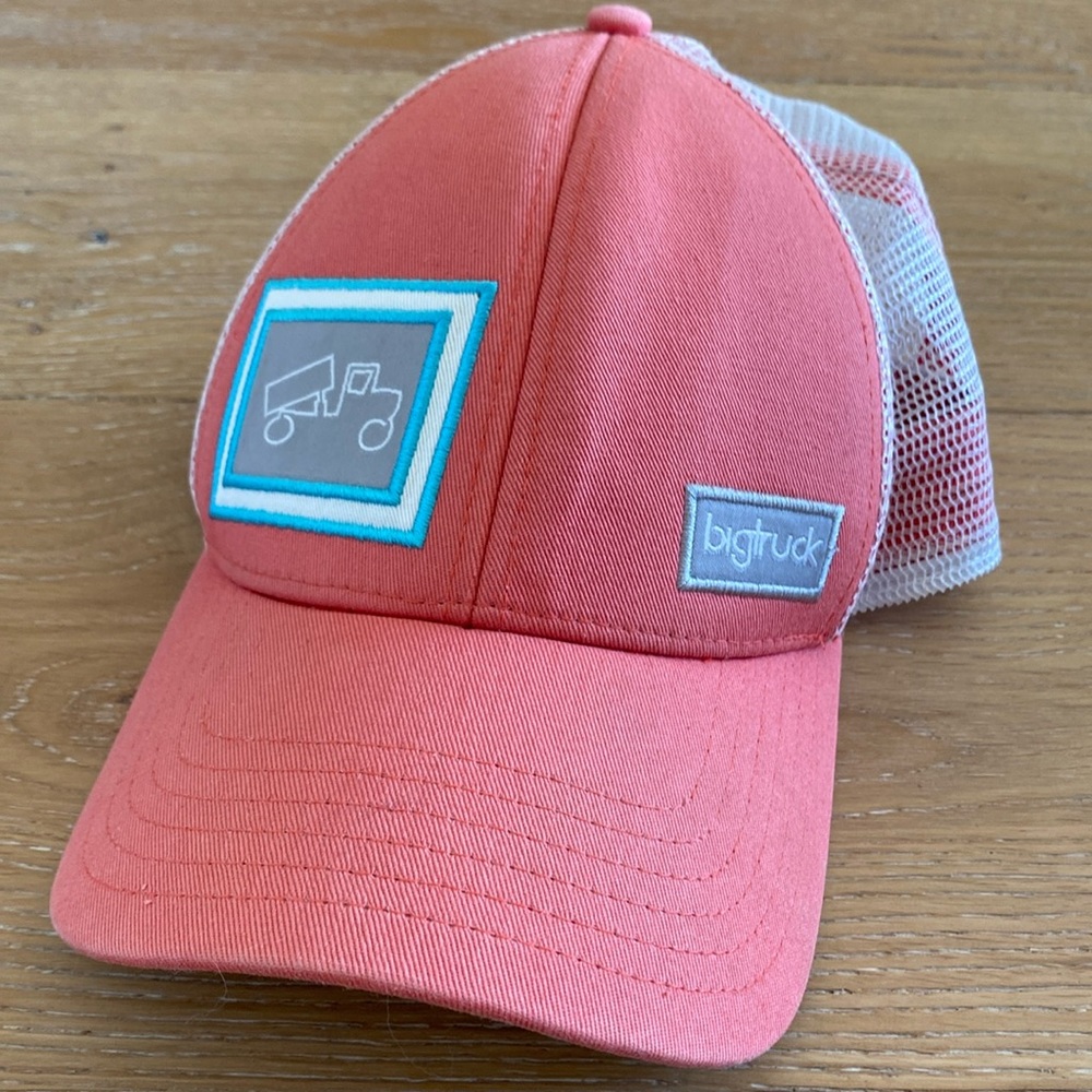 COPY - Big truck hat (Women’s) Salmon/gray/teal- like new!